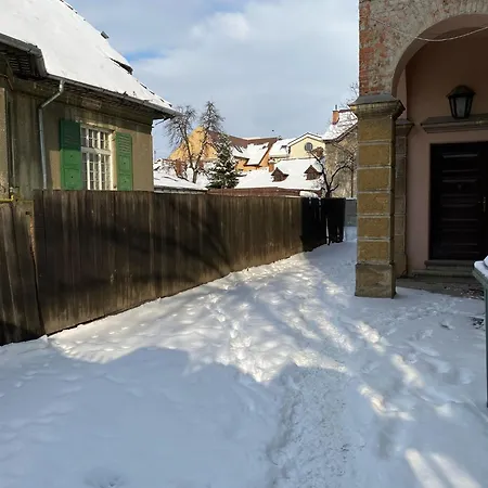 Castanilor 12-parking Included *