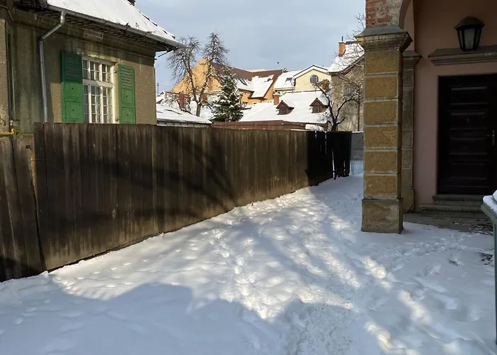 Castanilor 12-parking Included *