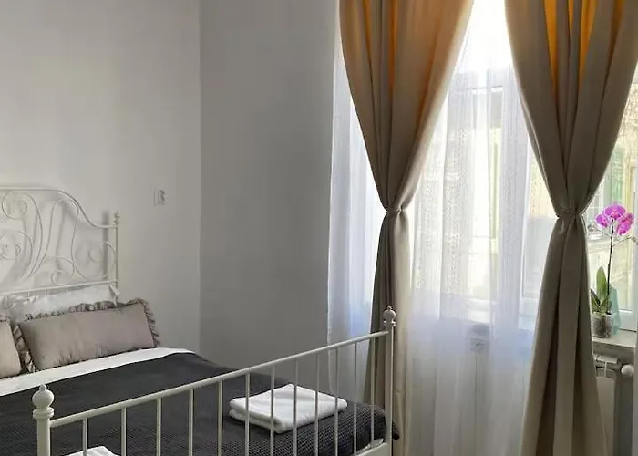 Castanilor 12-parking Included Апартаменты