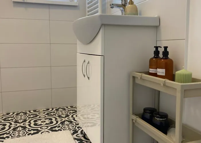 Apartment Castanilor 12-parking Included *