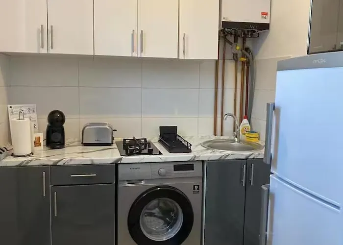 Castanilor 12-parking Included * Brasov